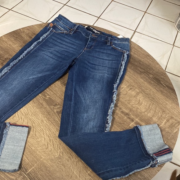 Karl Lagerfeld Paris Fringe Cropped Jeans Denim Womens Size 2 NWT - Picture 5 of 13